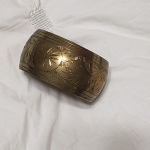 Brass Bangle. Hand tooled.